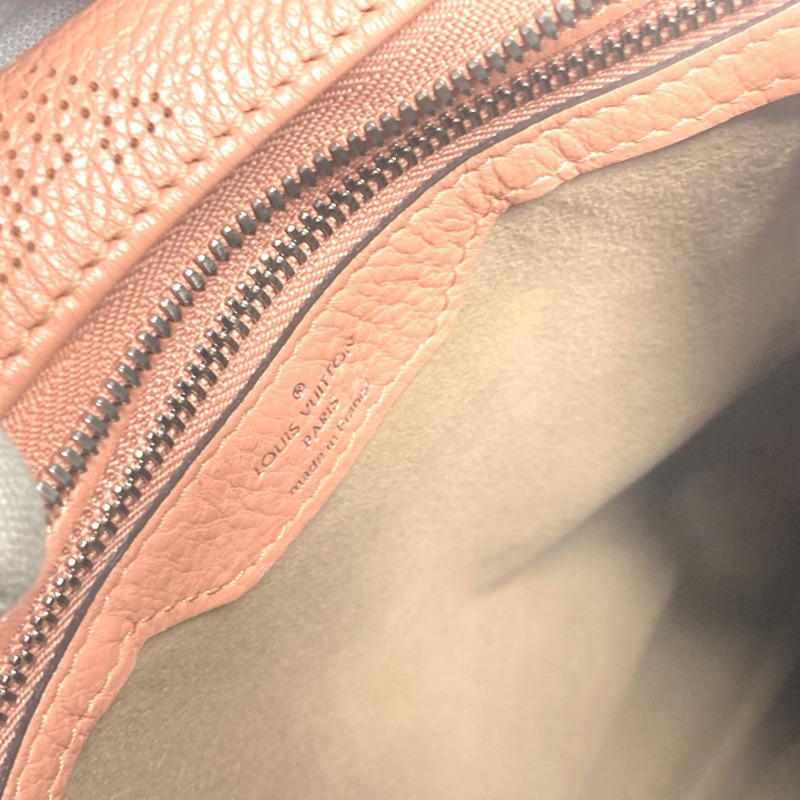 路易威登 M94276 Monogram Mahina Selene PM 斜背包/手提包/兩用單肩包/女士真皮包/玫瑰粉色-16