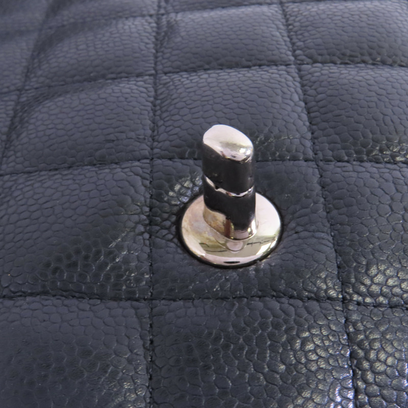 CHANEL 牛皮皮革Large Classic銀扣鏈帶肩背袋-10