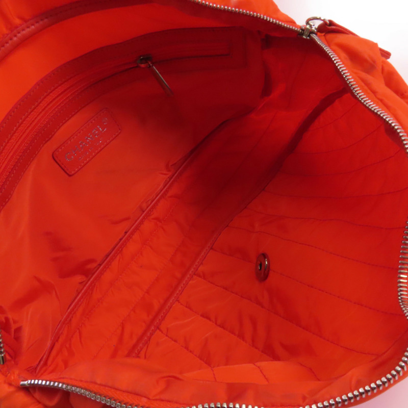 CHANEL 尼龍Chain Shoulder Bag銀扣鏈帶肩背袋-4