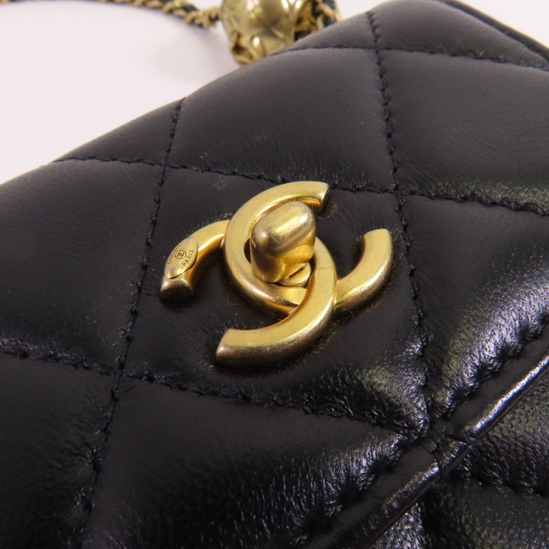 CHANEL 羊皮皮革Pearl Crush金扣鏈帶肩背袋-15