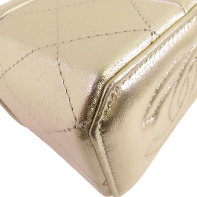 CHANEL 牛皮皮革Vanity Case金扣鏈帶肩背袋-12