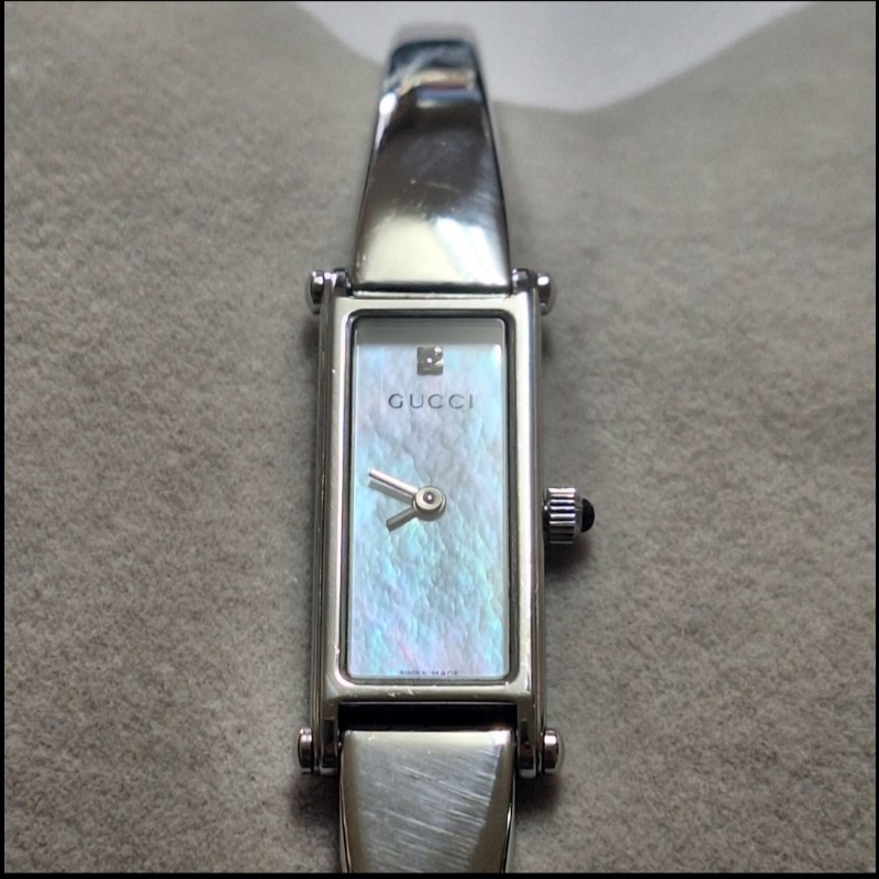 Gucci (古馳）天然真鑽女士腕錶 - 1500L-0