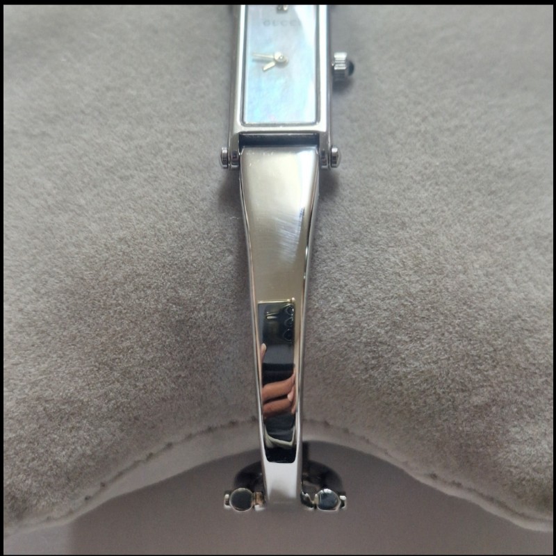 Gucci (古馳）天然真鑽女士腕錶 - 1500L-17