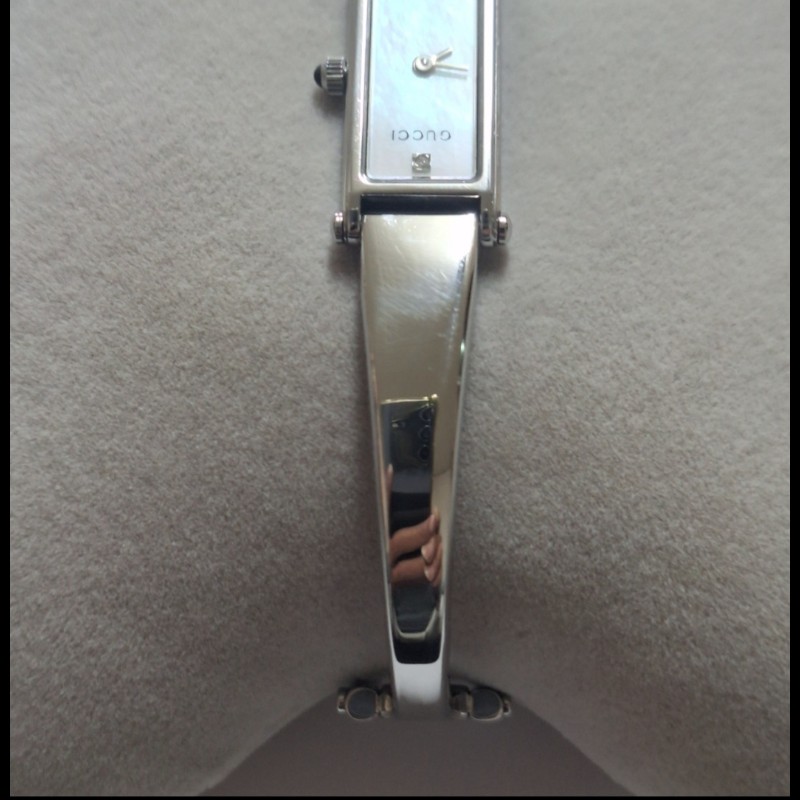 Gucci (古馳）天然真鑽女士腕錶 - 1500L-18