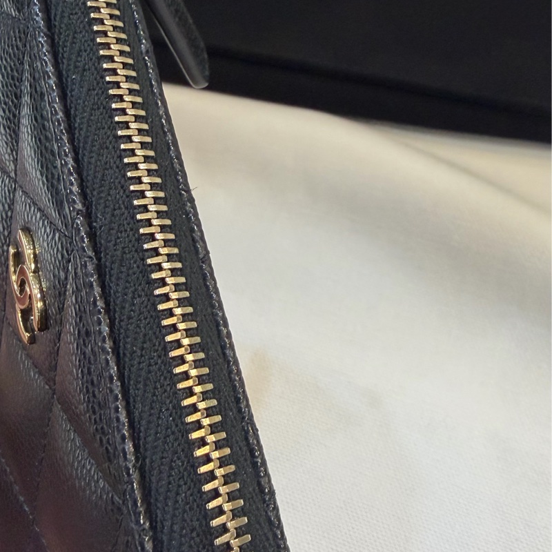 Chanel 新款L拉鏈短夾黑金-8