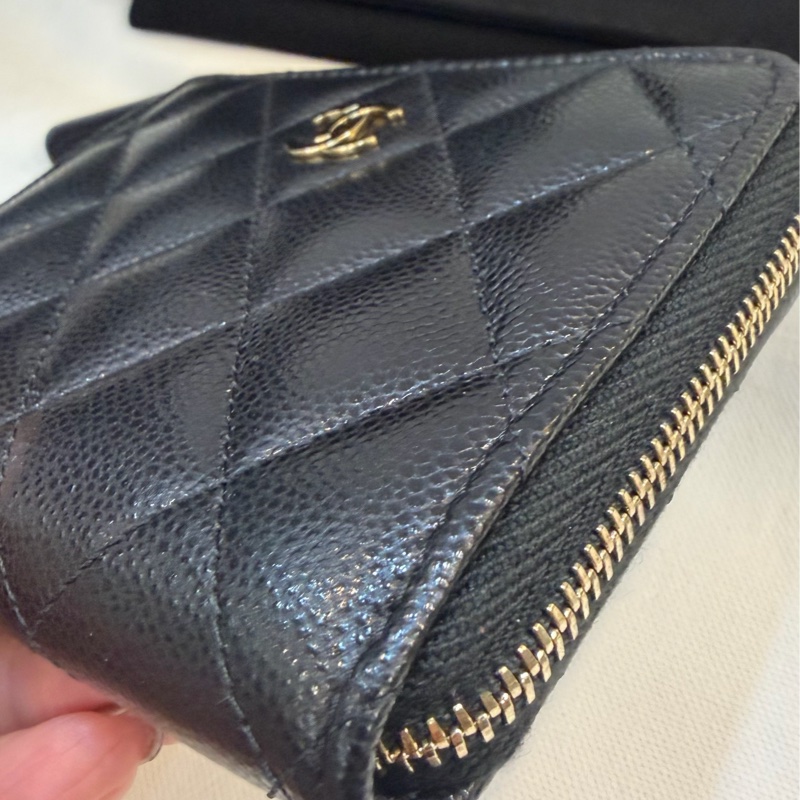 Chanel 新款L拉鏈短夾黑金-9