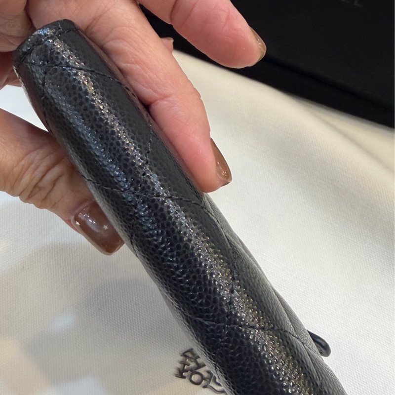 Chanel 新款L拉鏈短夾黑金-17