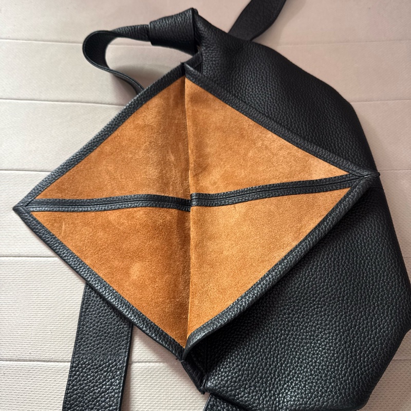 Bottega Veneta Small Leather Sawyer Shoulder Bag-12