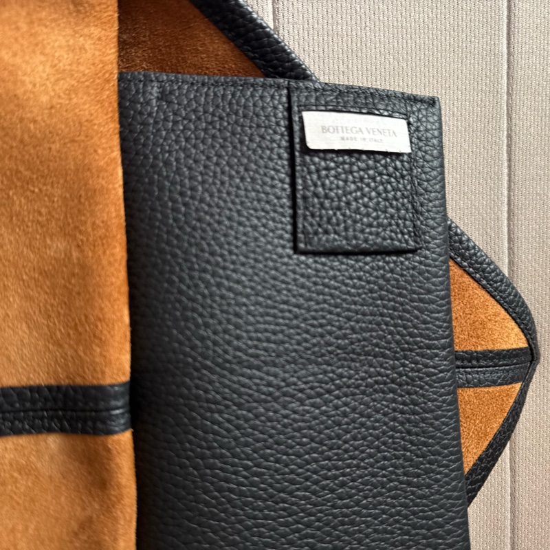 Bottega Veneta Small Leather Sawyer Shoulder Bag-15