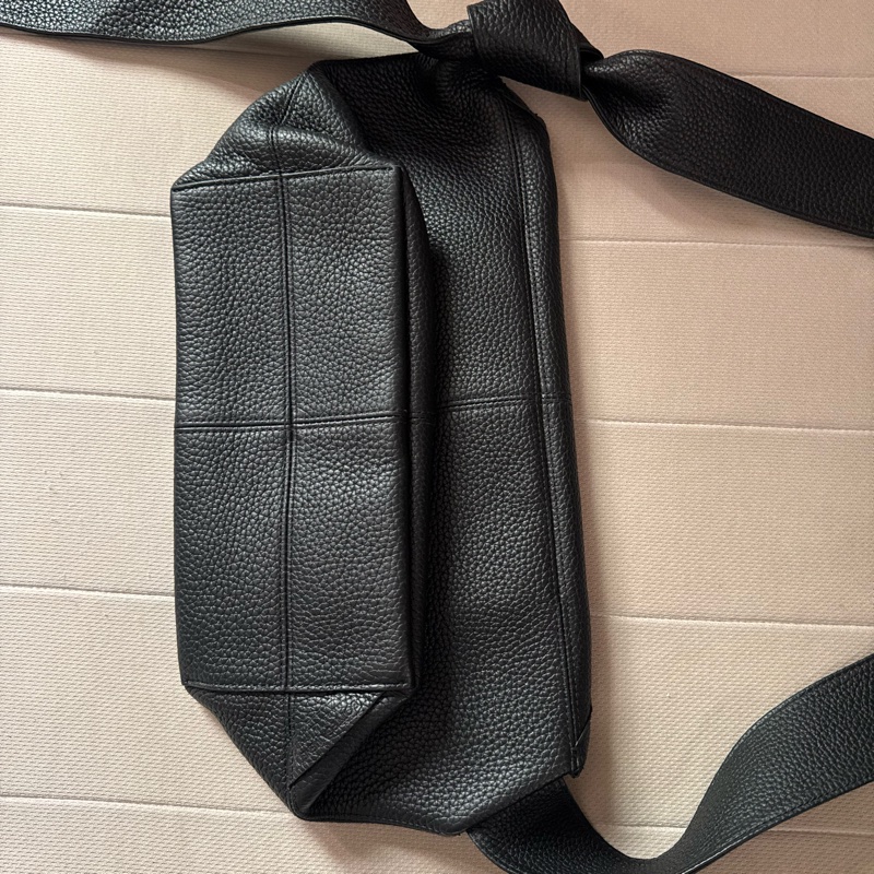 Bottega Veneta Small Leather Sawyer Shoulder Bag-17