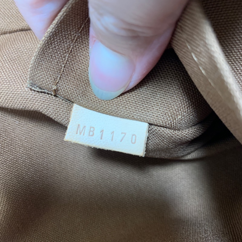 9成新 Louis Vuitton M40144 Tivoli GM經典花紋大肩背包 手提包 抓皺 保齡球包 貴婦包-6