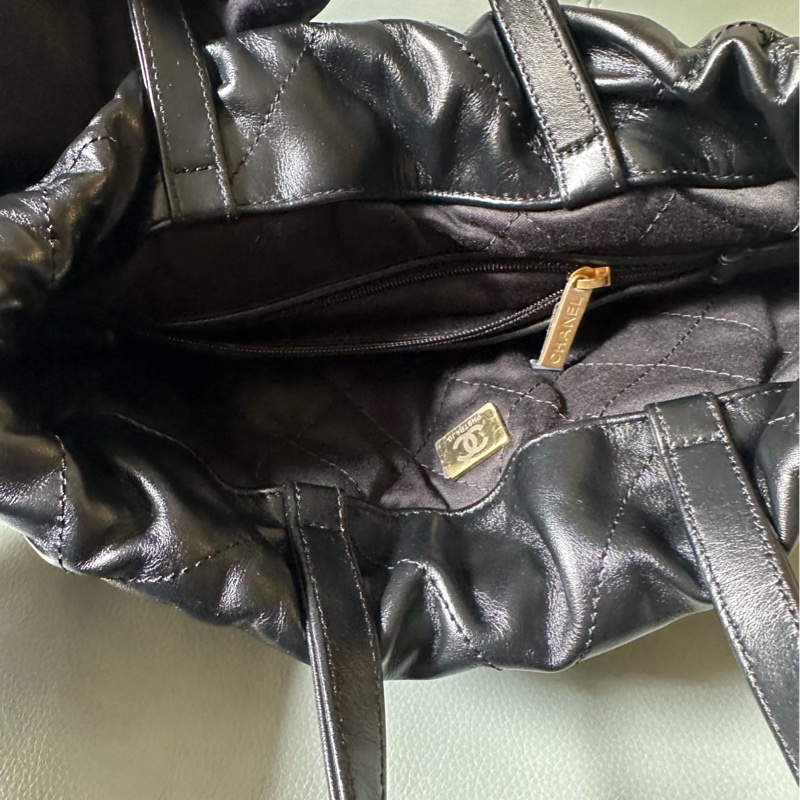 CHANEL 22bag 亮面小牛皮與金色金屬 後背包-8