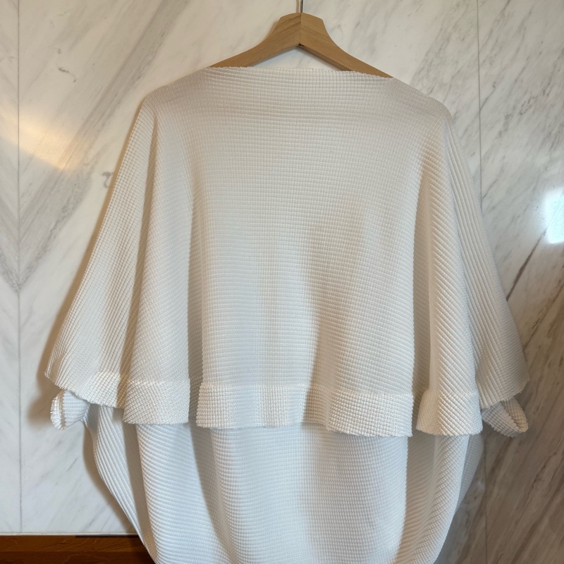 me ISSEY MIYAKE 三宅一生 白色延展上衣-1