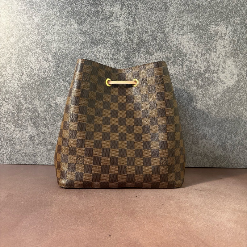 98新LV棋盤格水桶20編碼（祼包）-1