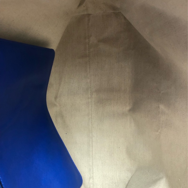 Loewe 藍色壓紋緹花Tote XC066-21