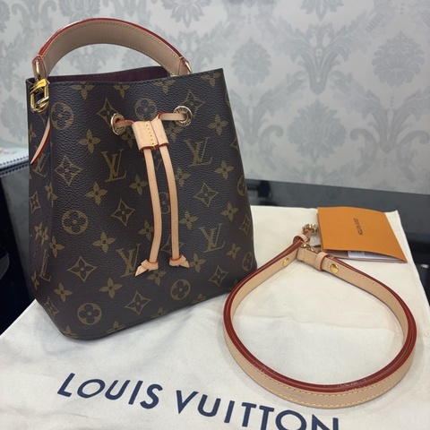 Louis Vuitton LV 路易威登 NeoNoe BB 水桶包 M46581