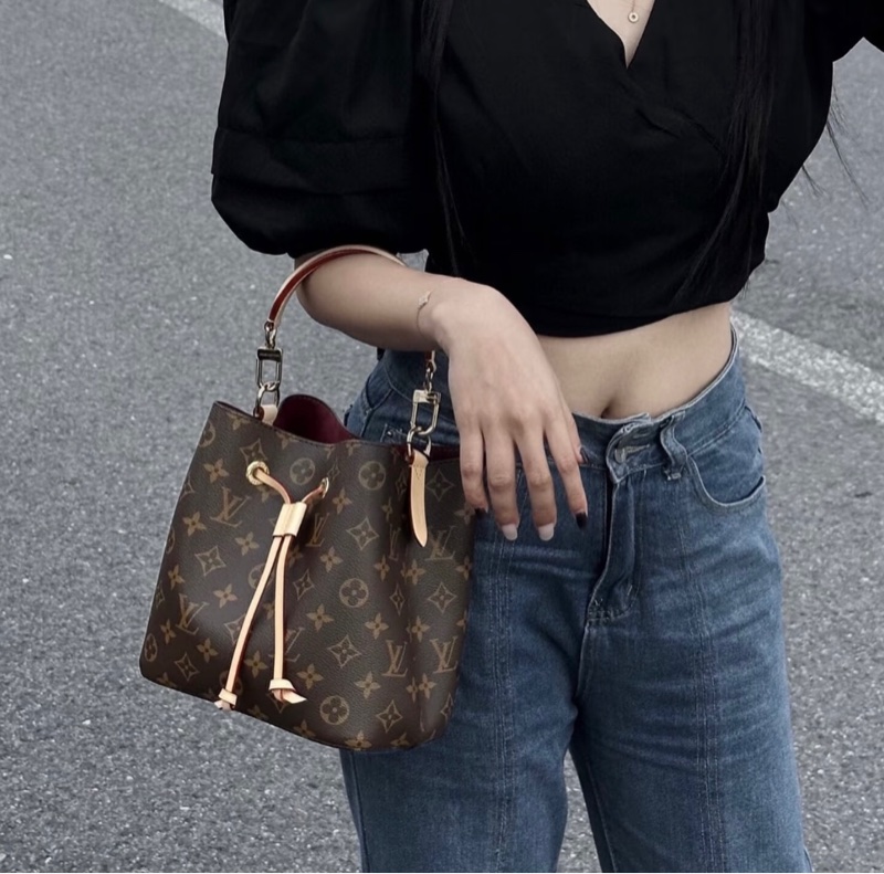 Louis Vuitton LV 路易威登 NeoNoe BB 水桶包 M46581-2