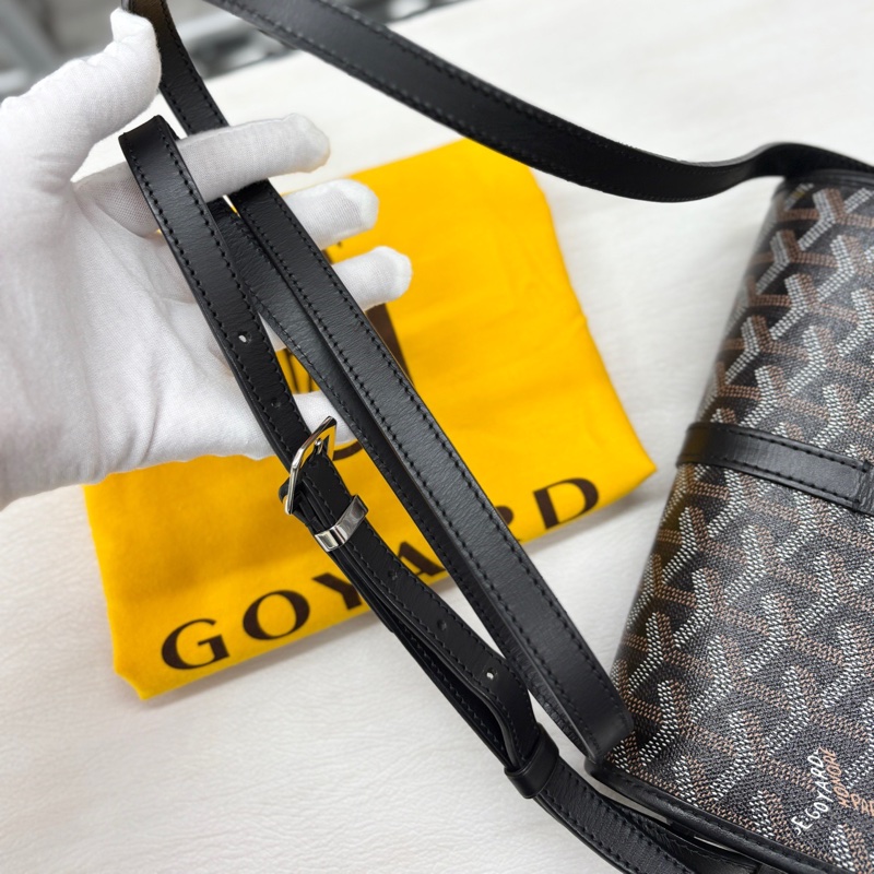 Goyard  黑色小號郵差包，18編碼，尺寸約22*16 附件塵袋-4