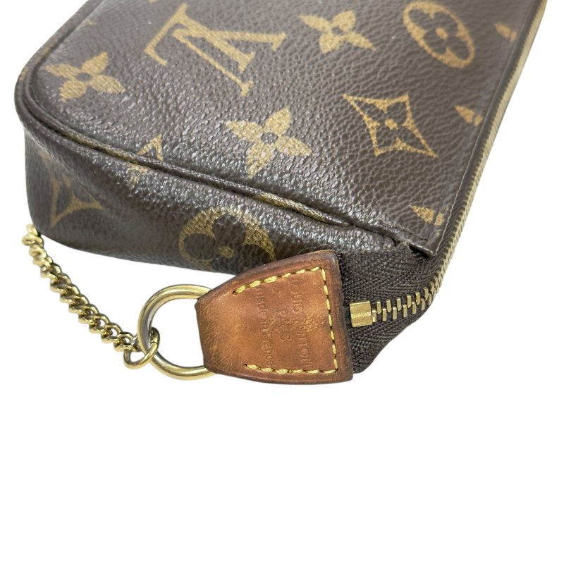 LOUIS VUITTON *自加鏈＞送無品牌鏈帶* Pochette Accessoire 小手袋-16