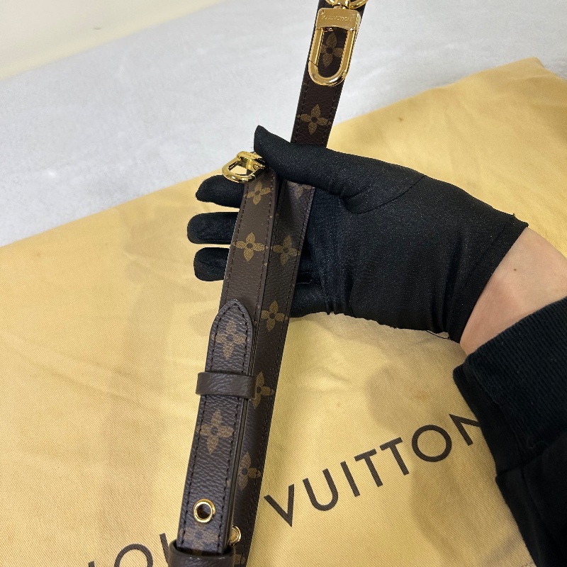 Louis Vuitton LV Pallas MM 中號經典老花手提包-31