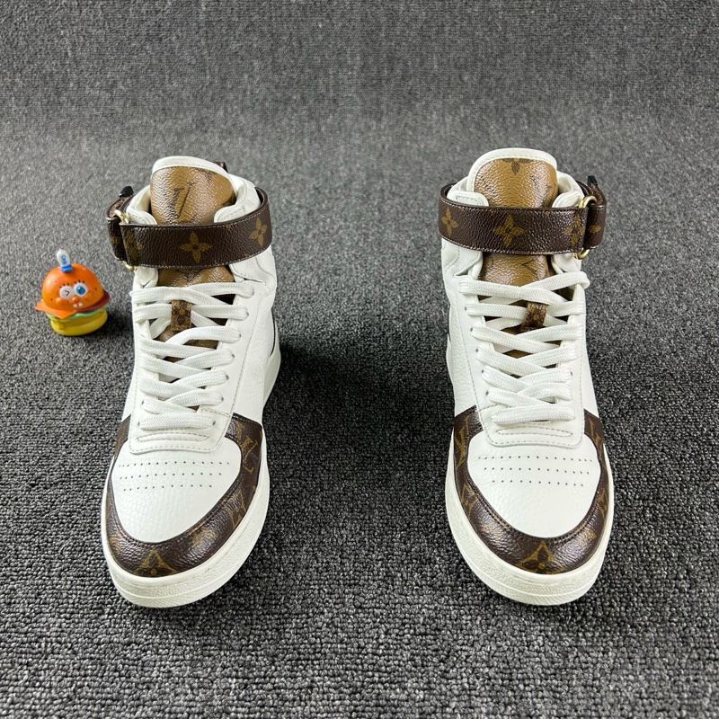 98新Louis Vuitton路易威登白棕老花高幫板鞋 尺碼:36.5-0