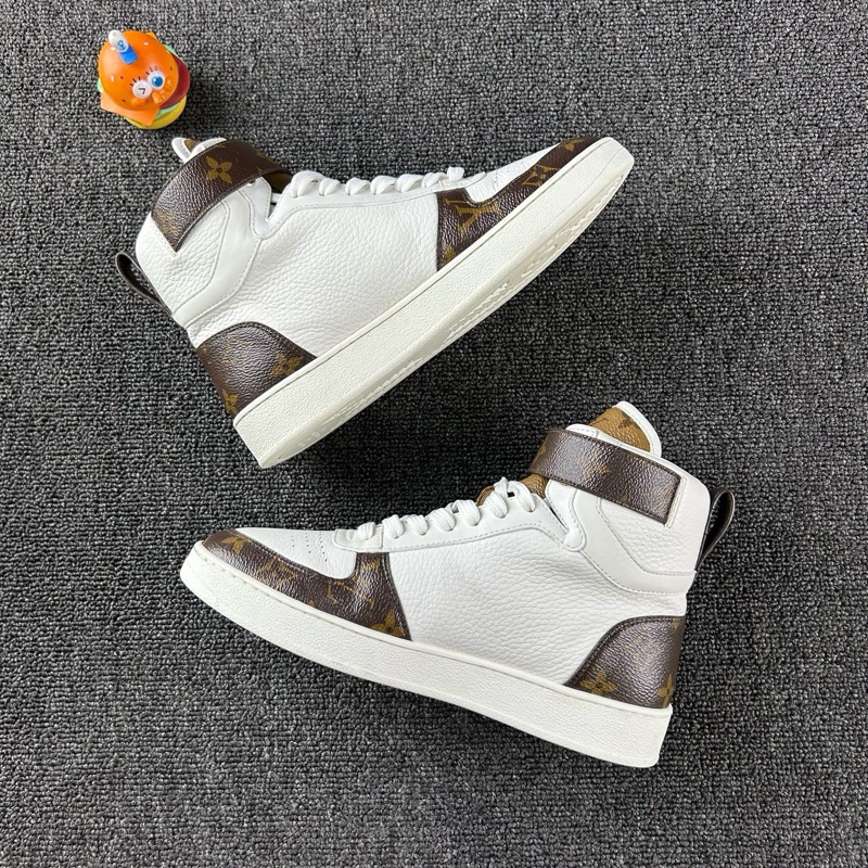 98新Louis Vuitton路易威登白棕老花高幫板鞋 尺碼:36.5-1