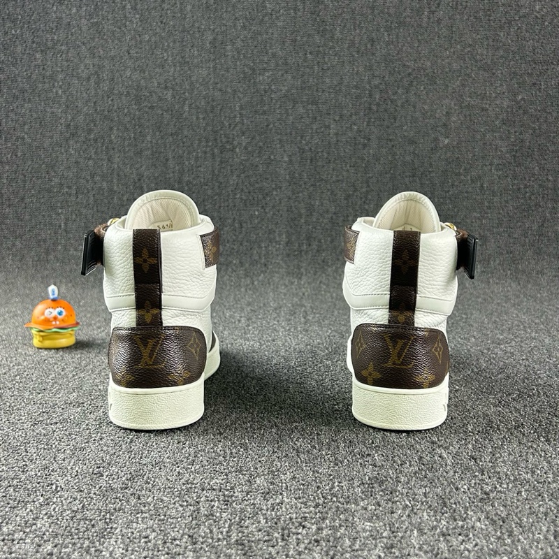 98新Louis Vuitton路易威登白棕老花高幫板鞋 尺碼:36.5-4