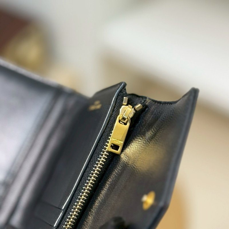 🏷YSL 聖羅蘭．Monogram 魚子醬 三折短夾-18