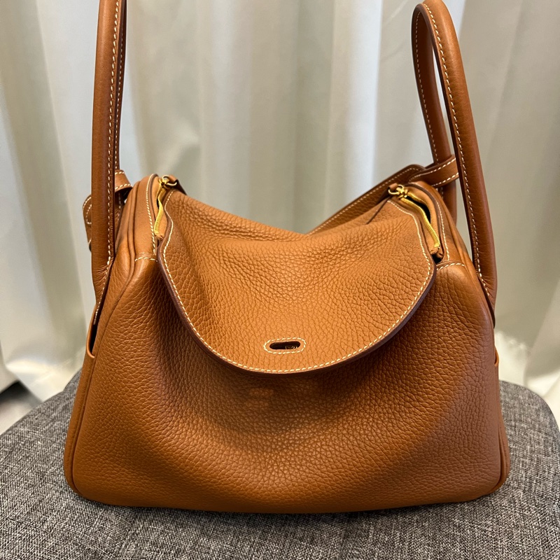 Hermès 愛馬仕 Lindy 26 U刻 ｜金棕色｜金扣-3