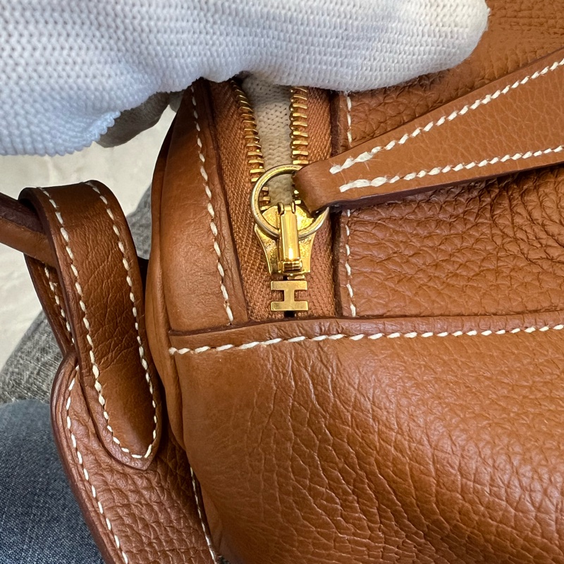Hermès 愛馬仕 Lindy 26 U刻 ｜金棕色｜金扣-11