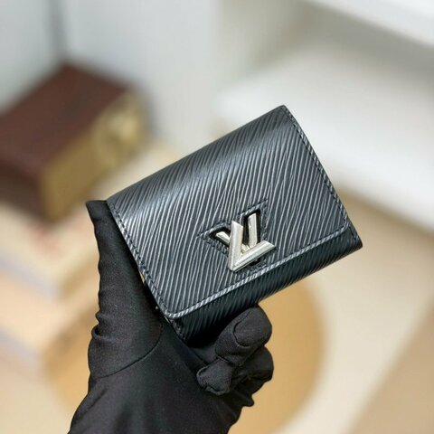 🏷LV 路易威登．Twist 水波紋三折短夾 M63322/客人寄賣