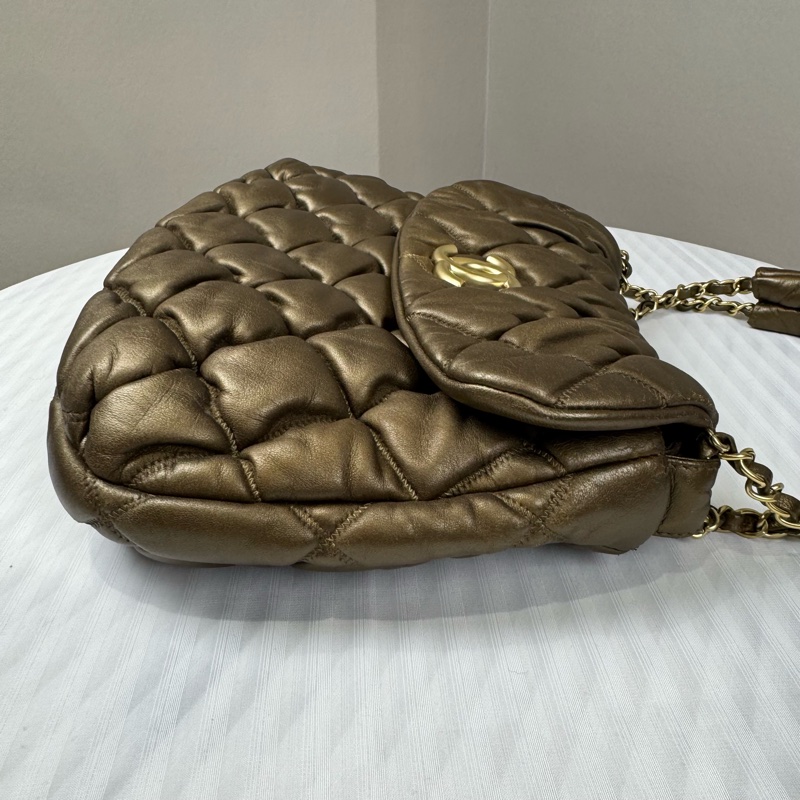 Chanel 雲朵泡芙單肩包古銅色稀有款式-4