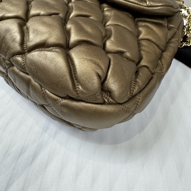 Chanel 雲朵泡芙單肩包古銅色稀有款式-6