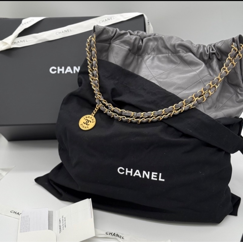 【近新配件齊* 晶片款】CHANEL 香奈兒 22BAG 灰色金鏈 大號托特 Tote 垃圾袋-7