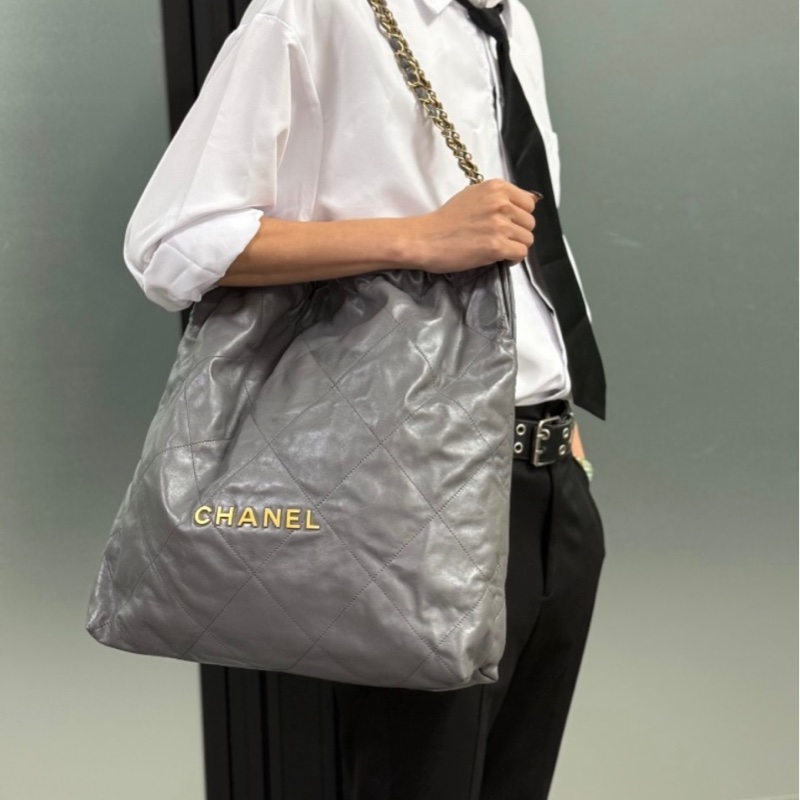 【近新配件齊* 晶片款】CHANEL 香奈兒 22BAG 灰色金鏈 大號托特 Tote 垃圾袋-9