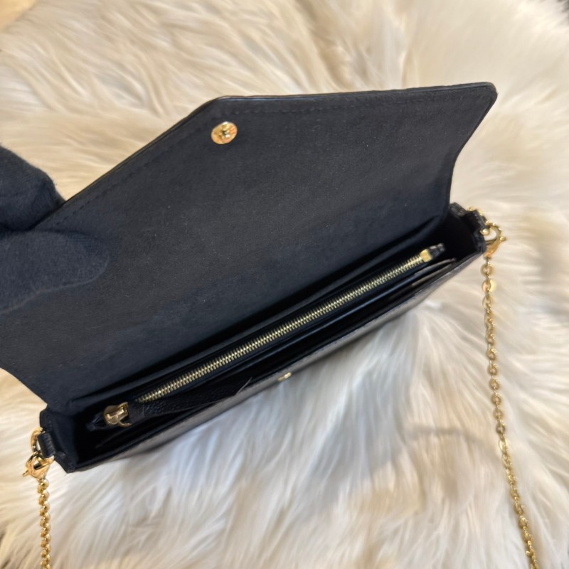 LV 三合一黑壓紋鍊包-4