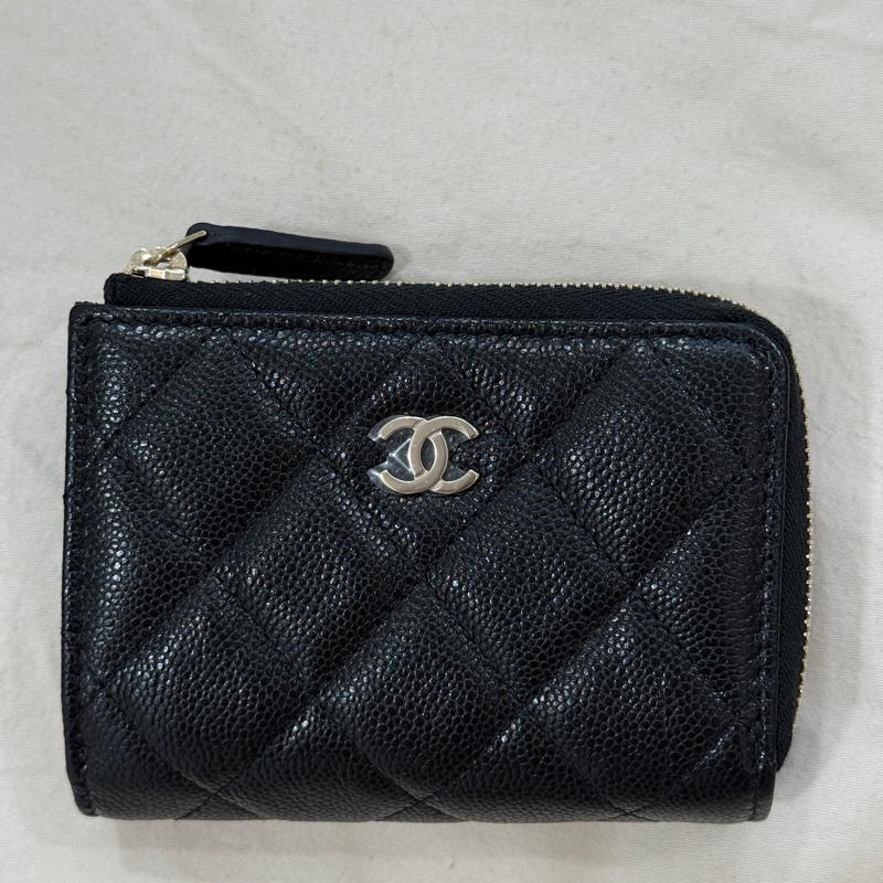 【CHANEL 香奈兒】經典菱格拉鍊短夾-6