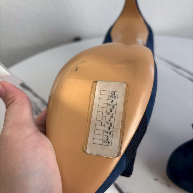 Ferragamo 極濃藍麂皮蝴蝶結細高跟鞋-5