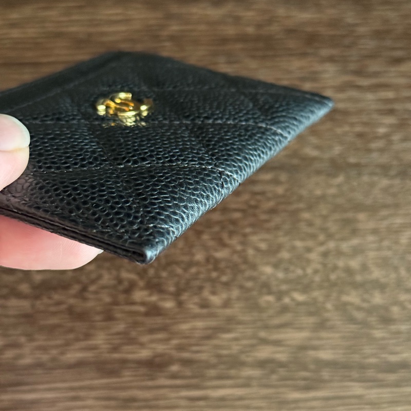 Chanel二手荔枝皮黑金卡片夾-4