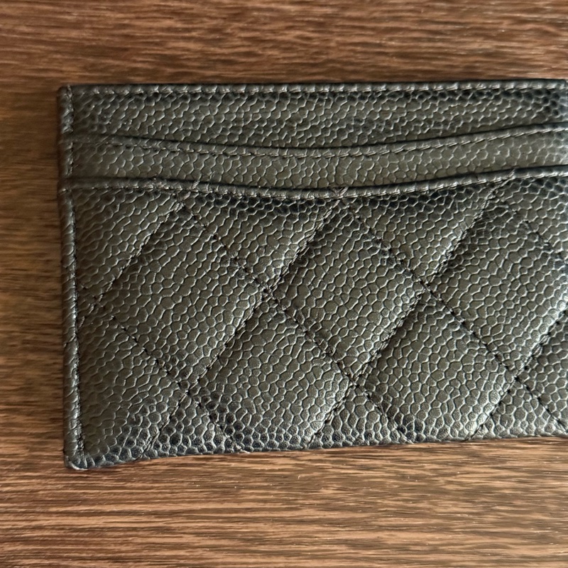 Chanel二手荔枝皮黑金卡片夾-21