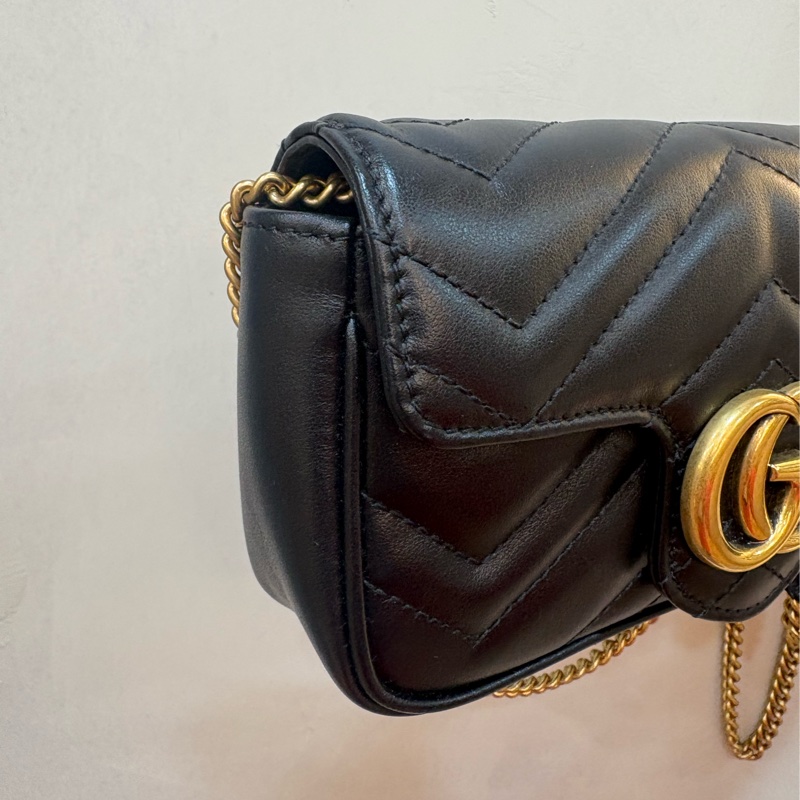 GUCCI GG MARMONT mini黑金愛心金鏈-1