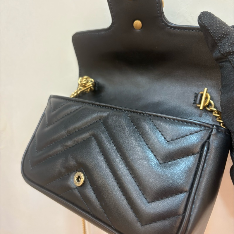 GUCCI GG MARMONT mini黑金愛心金鏈-4