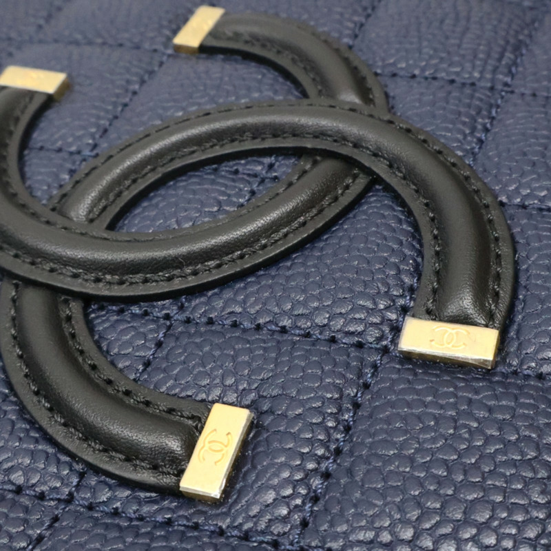 藍色 荔枝紋牛皮 化妝包 兩用包 金扣【CHANEL 香奈兒】 A93343-14