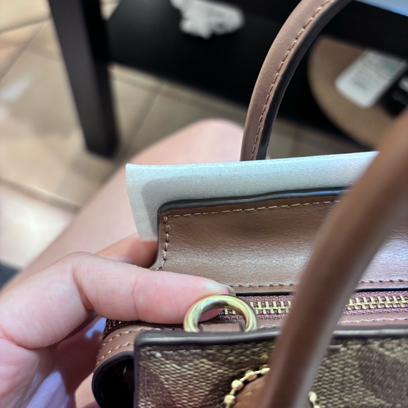 Coach蔻馳 Andrea Mini 經典老花皮革手提/斜背包-15