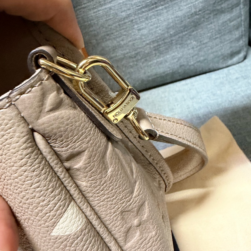 LV Diane 法棍包斑鳩灰 M46583 二手新-13