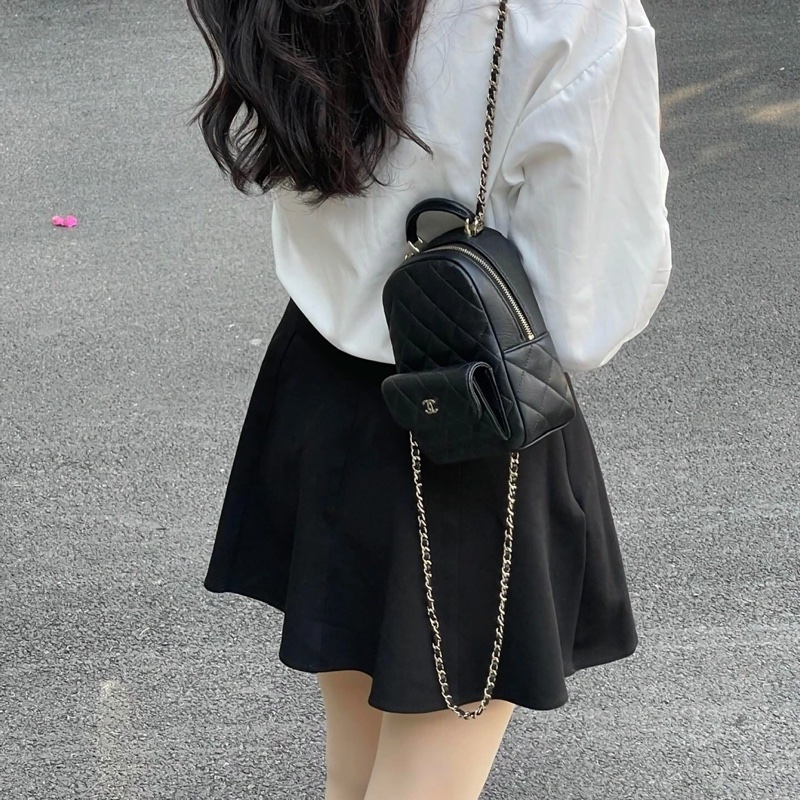 「M.Y精品」 Chanel 小香 膠膜在小書包 後背包  手提包 台灣購證-14