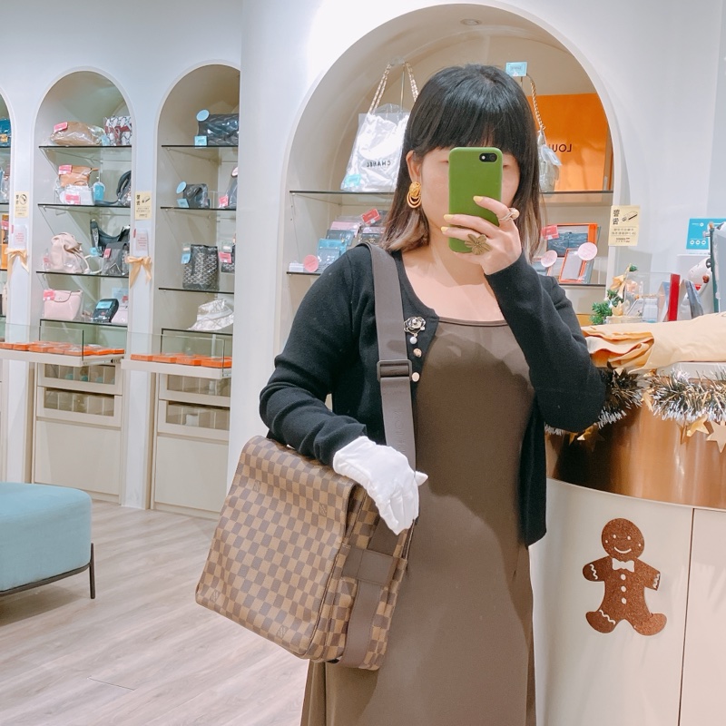 TK1892 LOUIS VUITTON 路易威登經典棋盤紋肩帶包包NAVIGLIO MESSENGER BAG DAMIER EBENE-1