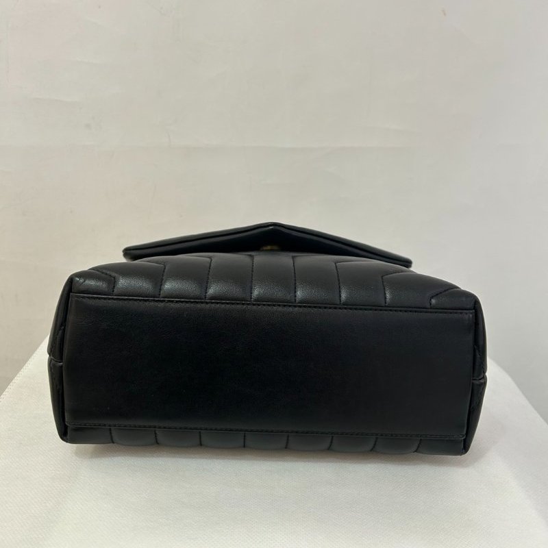 YSL黑牛皮金釦Lou Lou 金鍊側背包-4