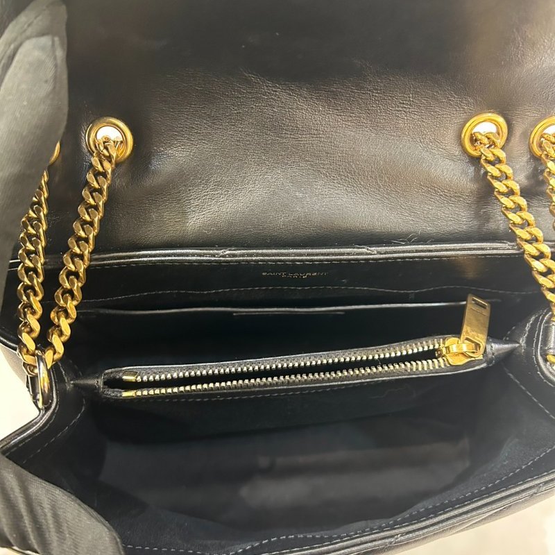 YSL黑牛皮金釦Lou Lou 金鍊側背包-8