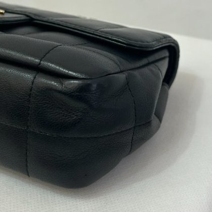 CHANEL 黑羊皮方格金鍊包 MINI-6